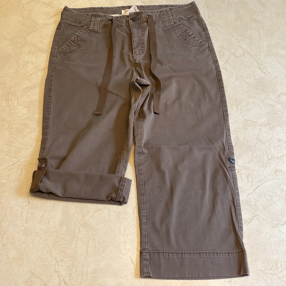 Lee Roll-up Capris - Brown